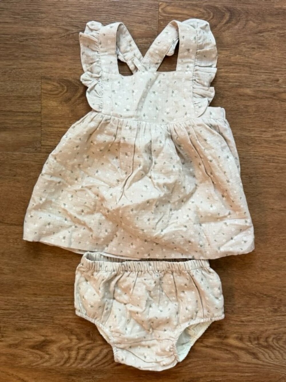 Baby Girls Viverano Ditsy Floral Ruffle Dress + Bloomers, Size: 12-18 months